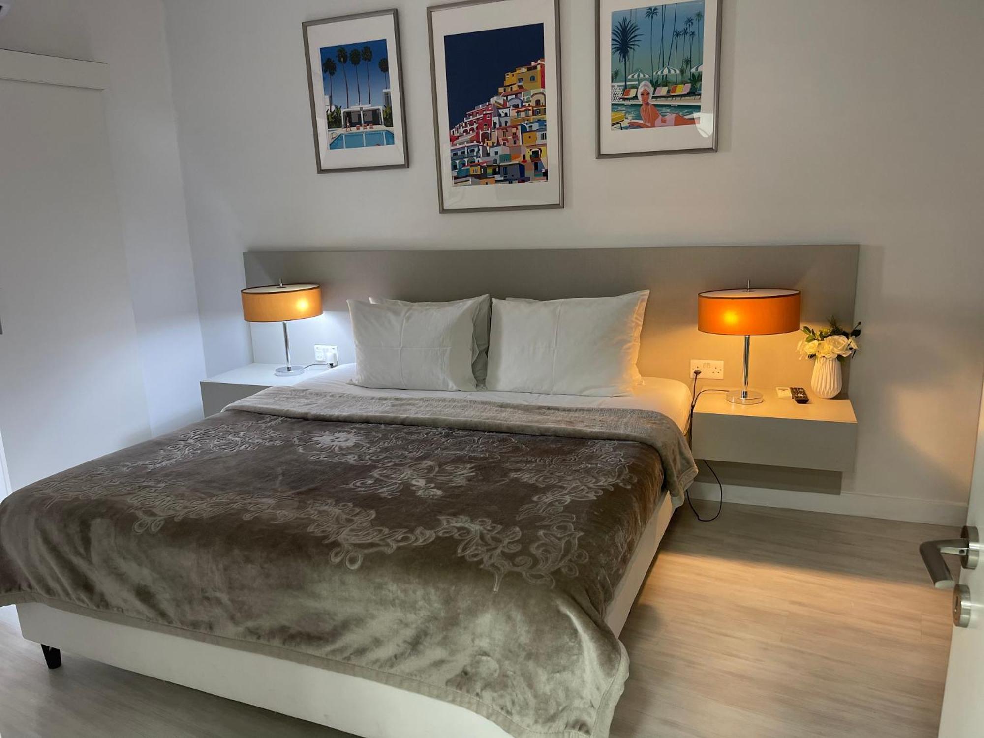 Levante Holiday Apartments Larnaca Esterno foto